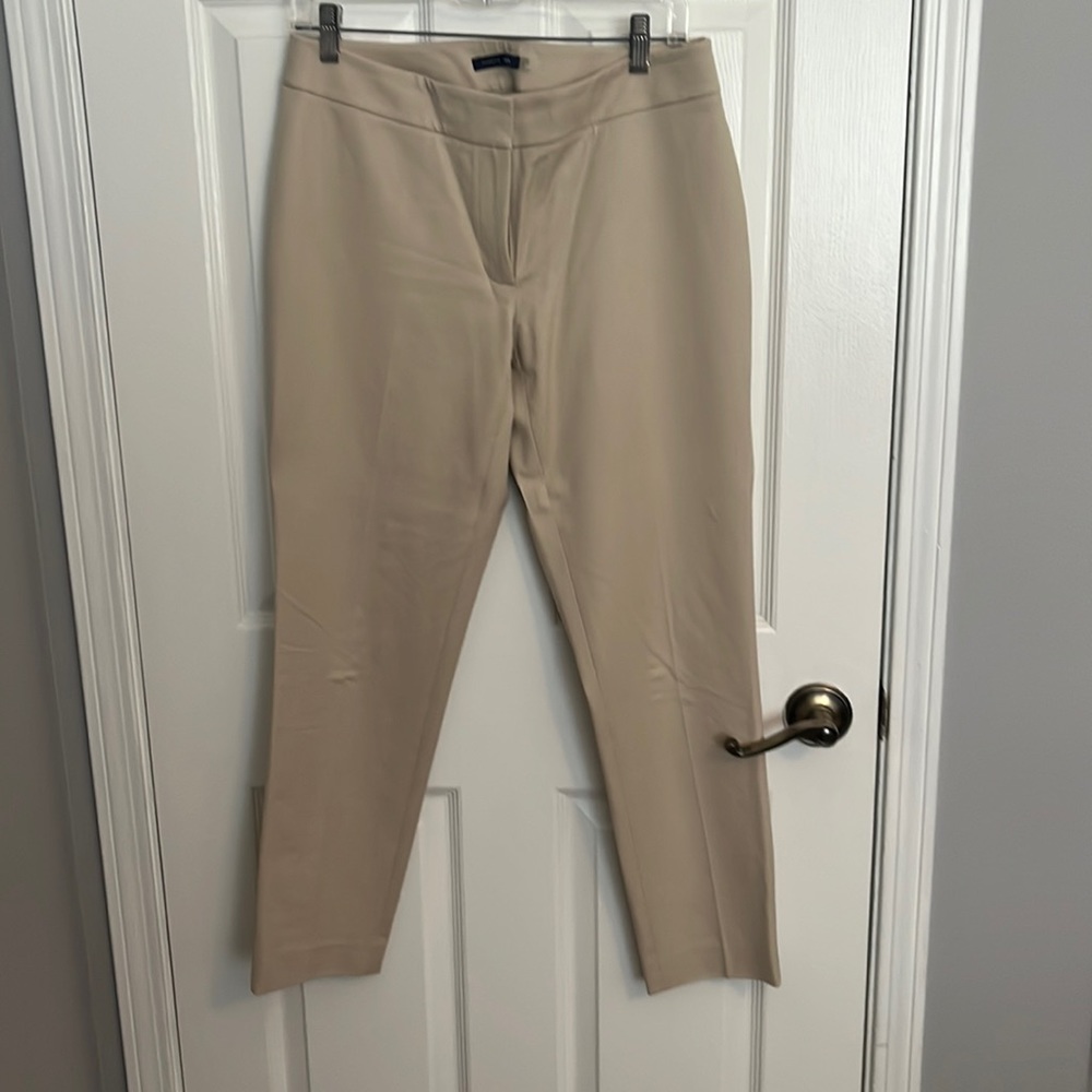Ladies Tommy Hilfiger ankle pants